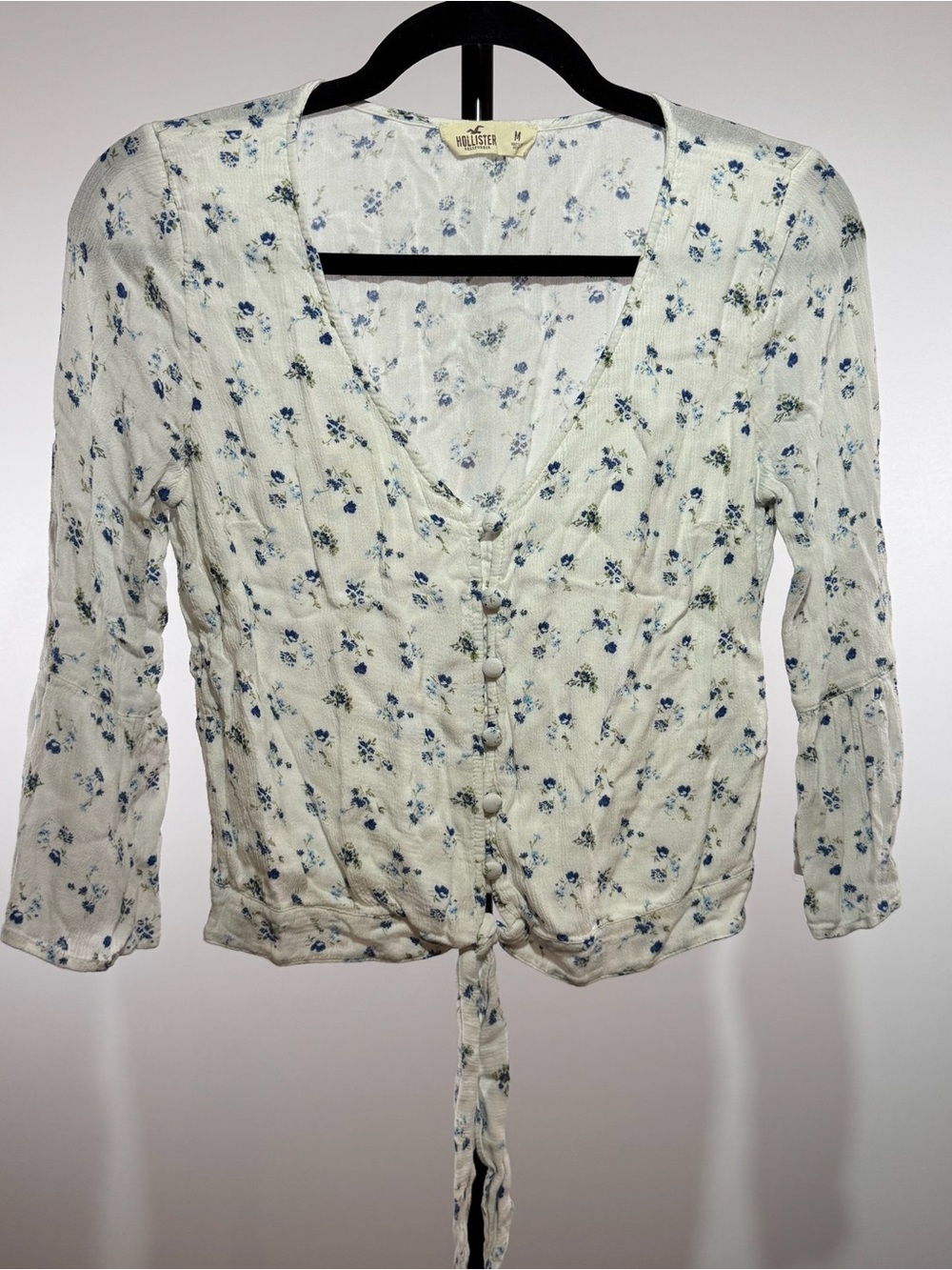 Hollister Floral Tie-Front Button Up Down Blouse Size Medium M Summer Boho